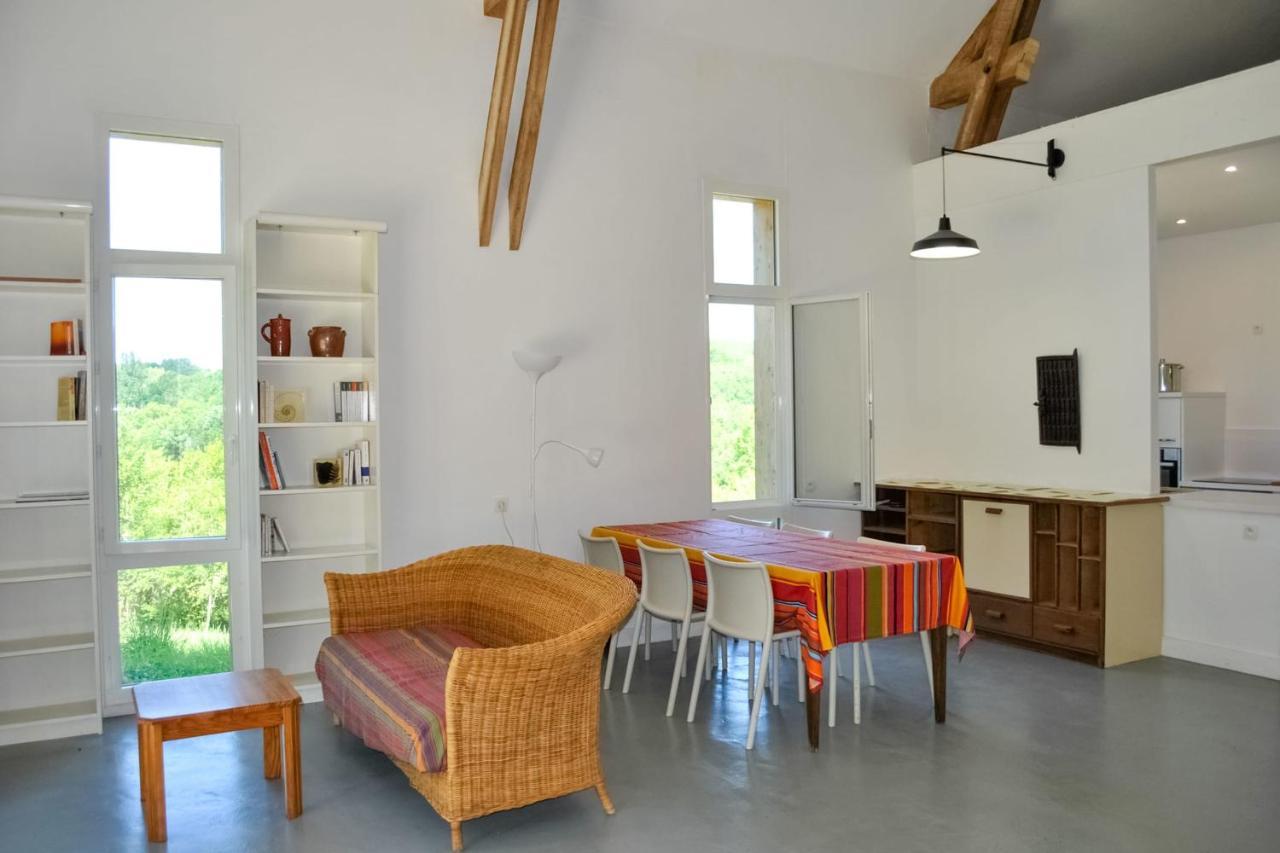 Ancienne Sechoir A Tabac Idealement Place A Limeuil Pour 4 Dans La Nature Exterior photo